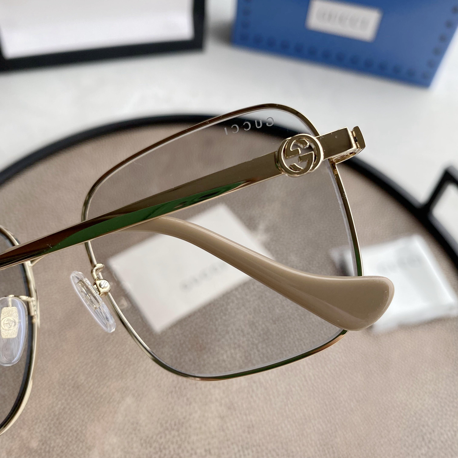 SQUARE-FRAME SUNGLASSES