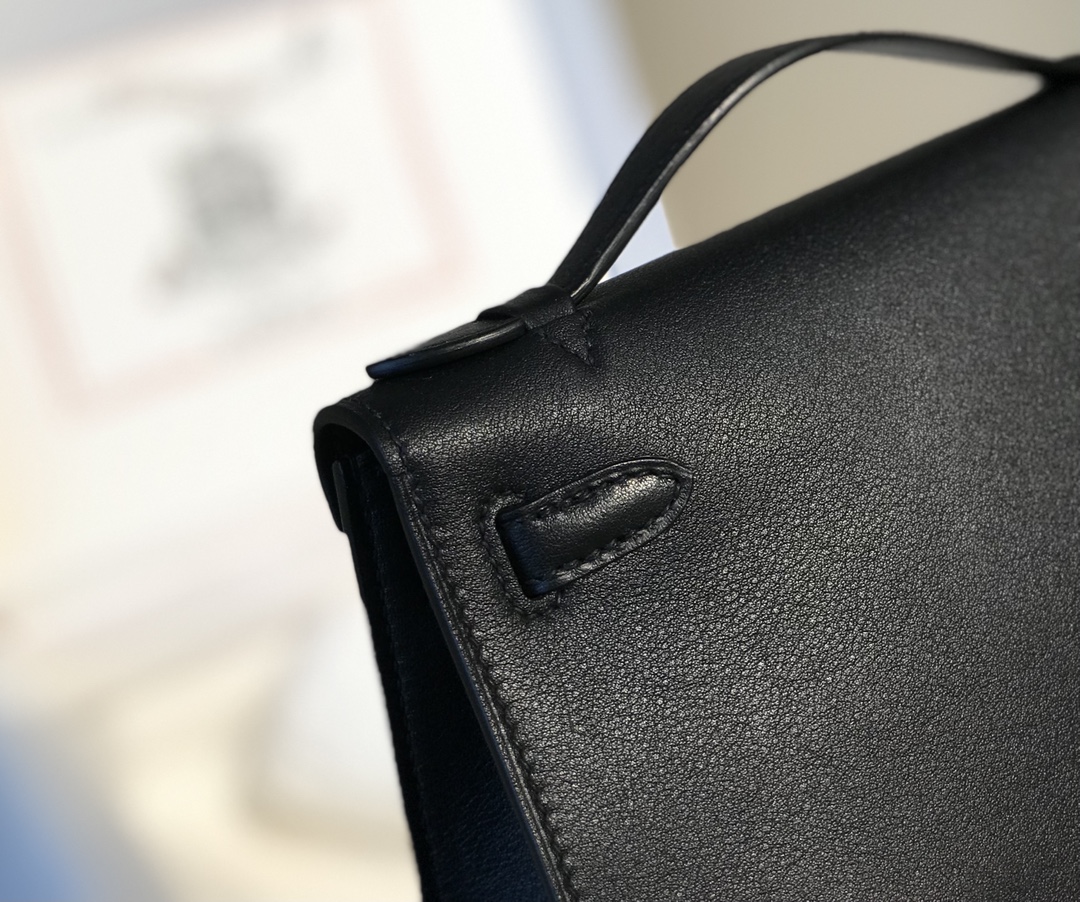 H**me5 Kelly Pochette