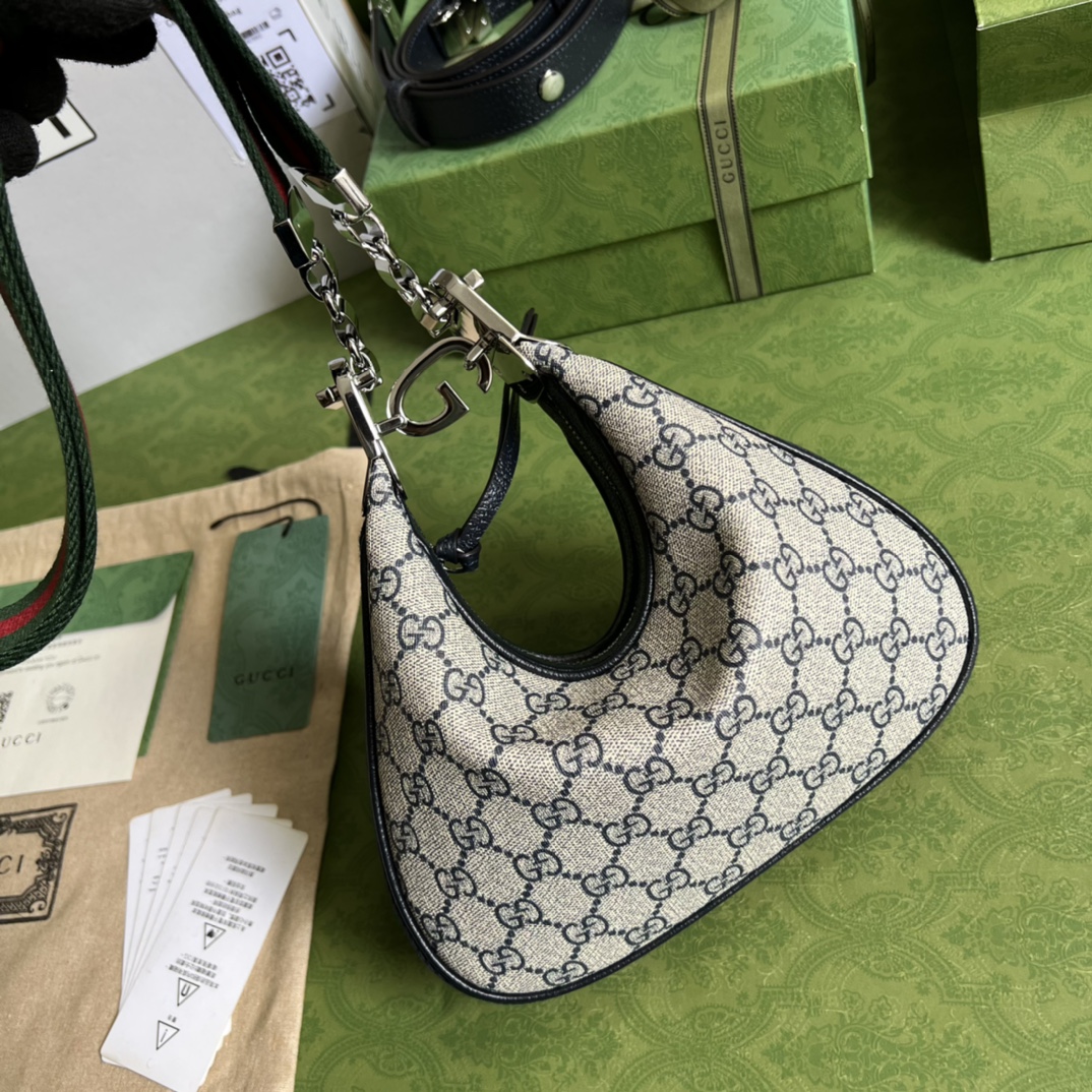 Gvc*1 Attache small shoulder bag