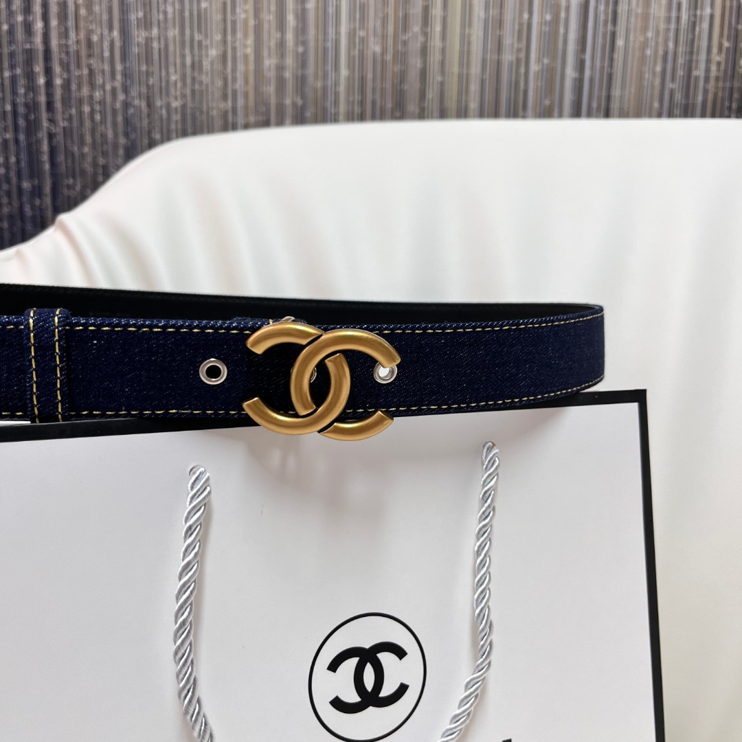 ch**el pre-owned 1990s cc turn-lock De*1m belt