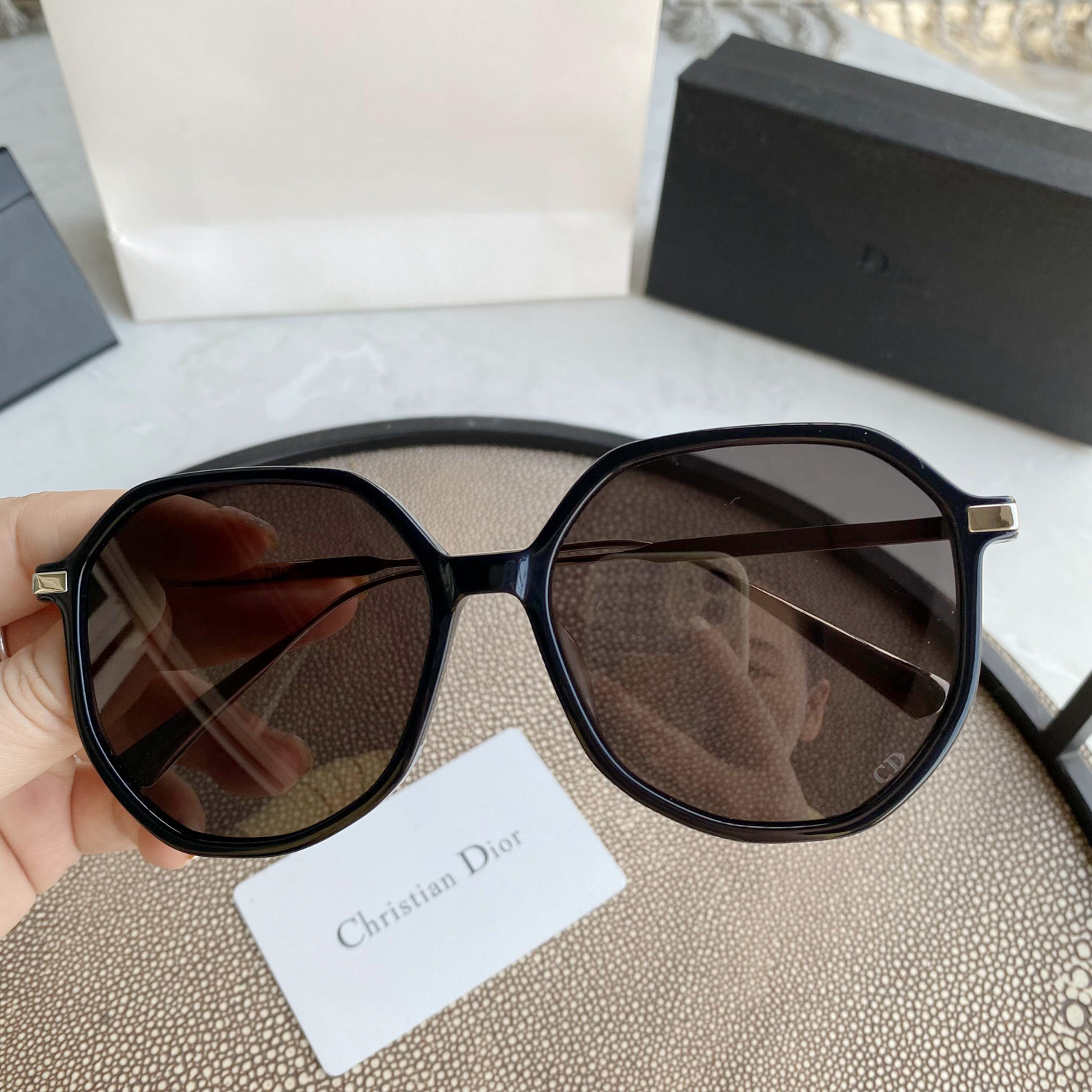 Round Sunglasses