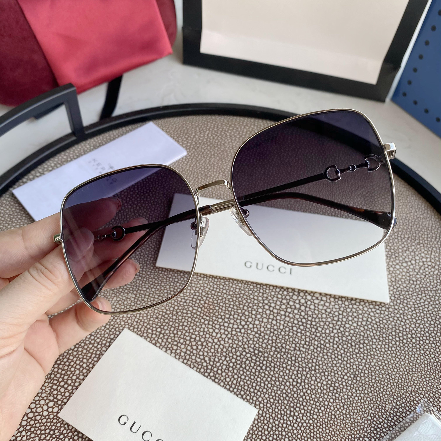 SQUARE-FRAME SUNGLASSES