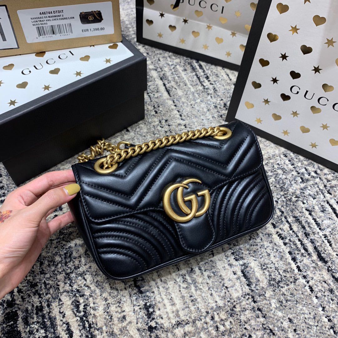GG Marmont mini matelassé shoulder bag