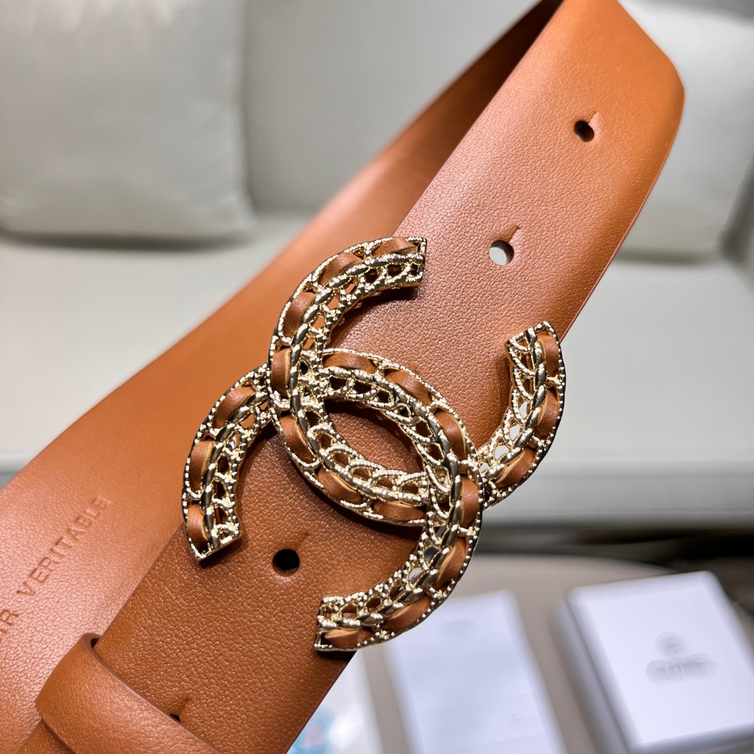 Ch**el leather belt