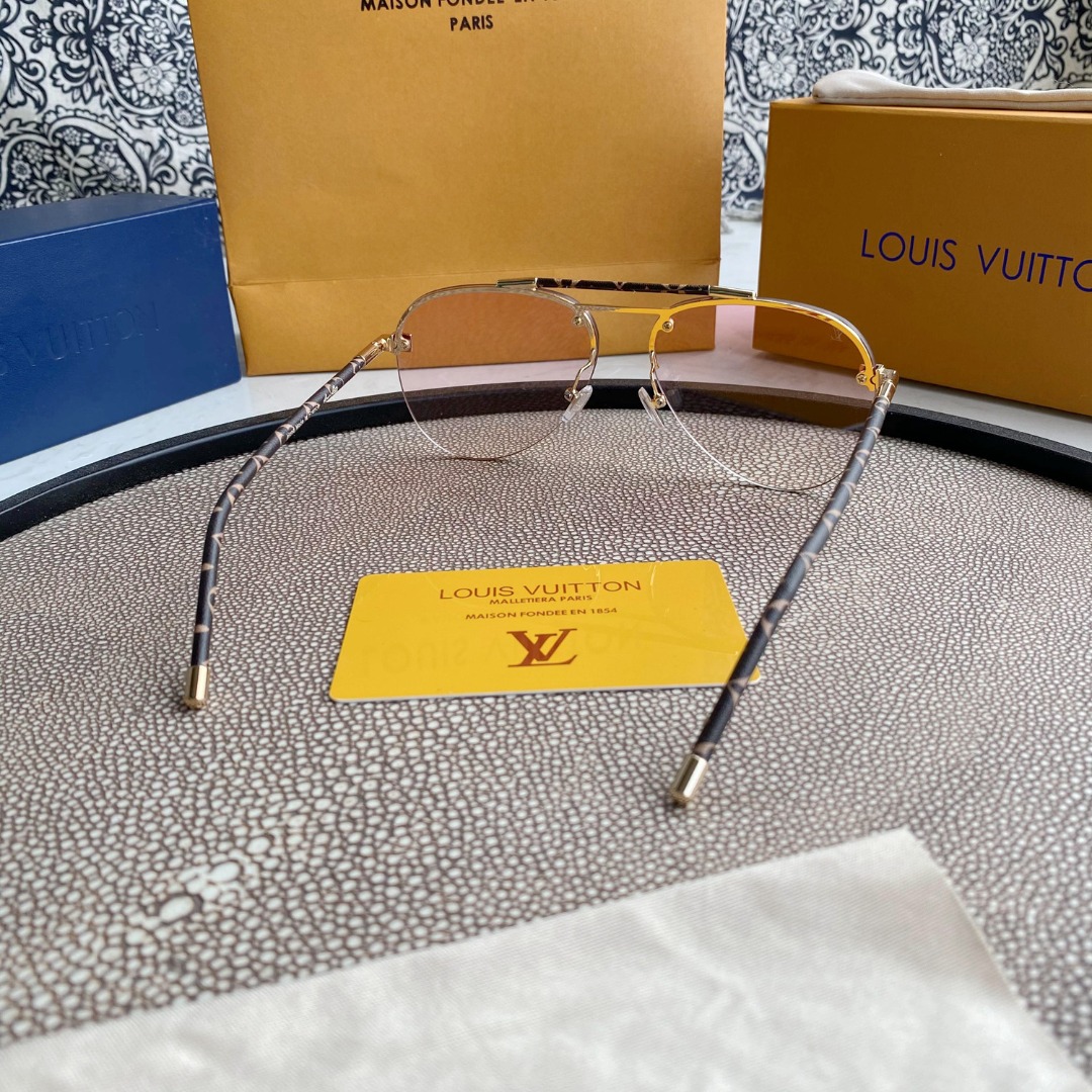 L0vis Vvtt0n CLOCKWISE CANVAS SUNGLASSES