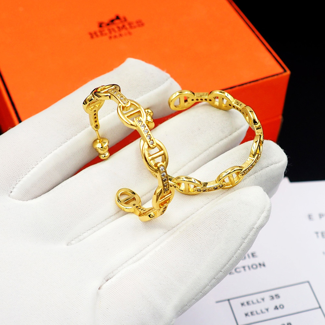 H**me5 Constance Earrings
