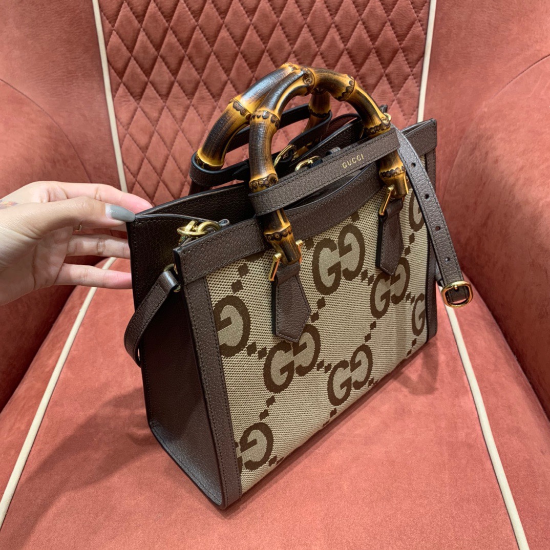 Gv*c1 Diana Tote bag