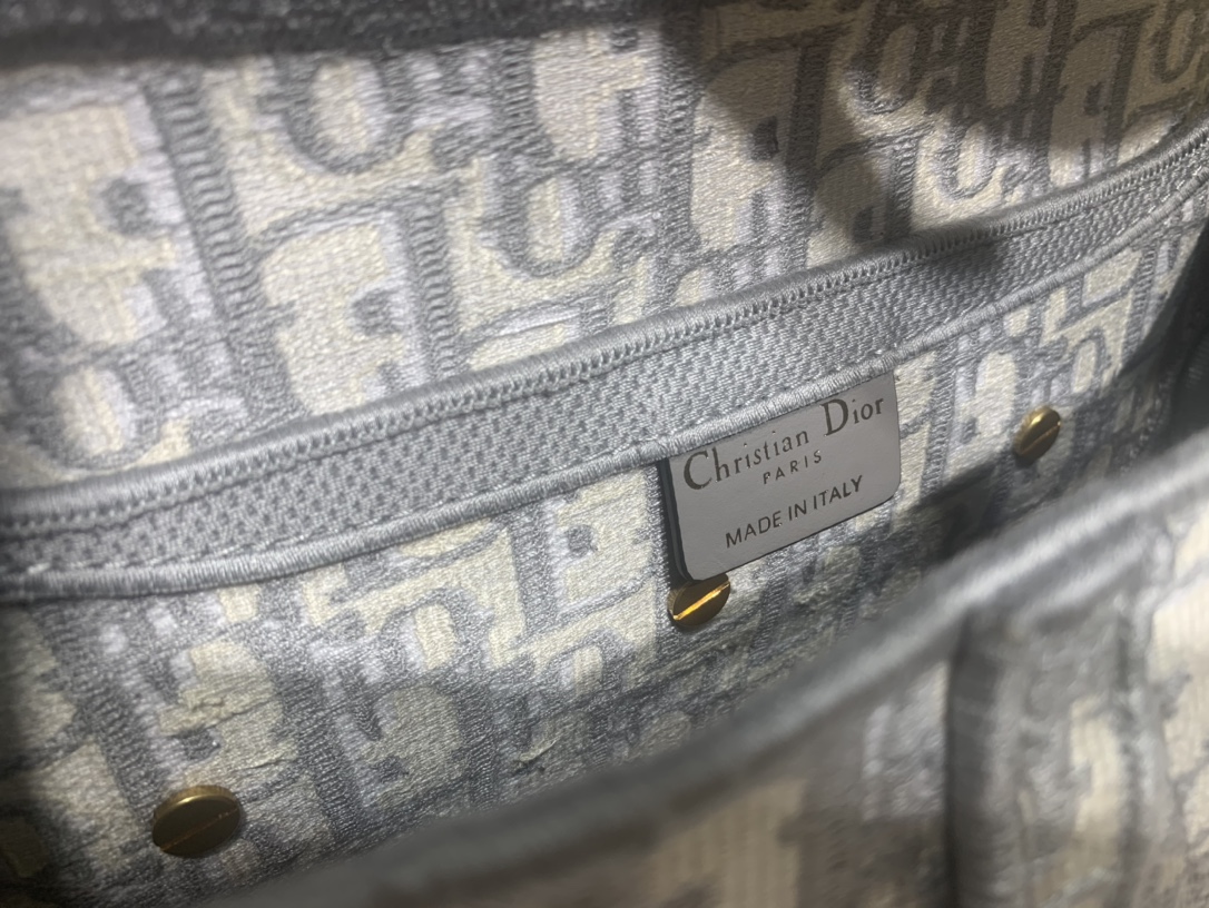 D10r Oblique Saddle Bag