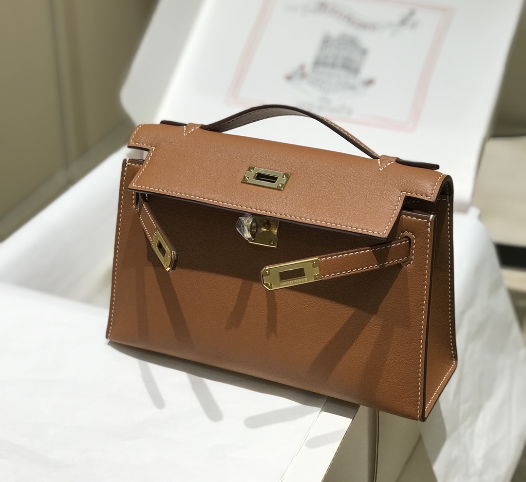 H**me5 Kelly Pochette