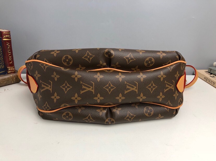 LV HANDLE BAG