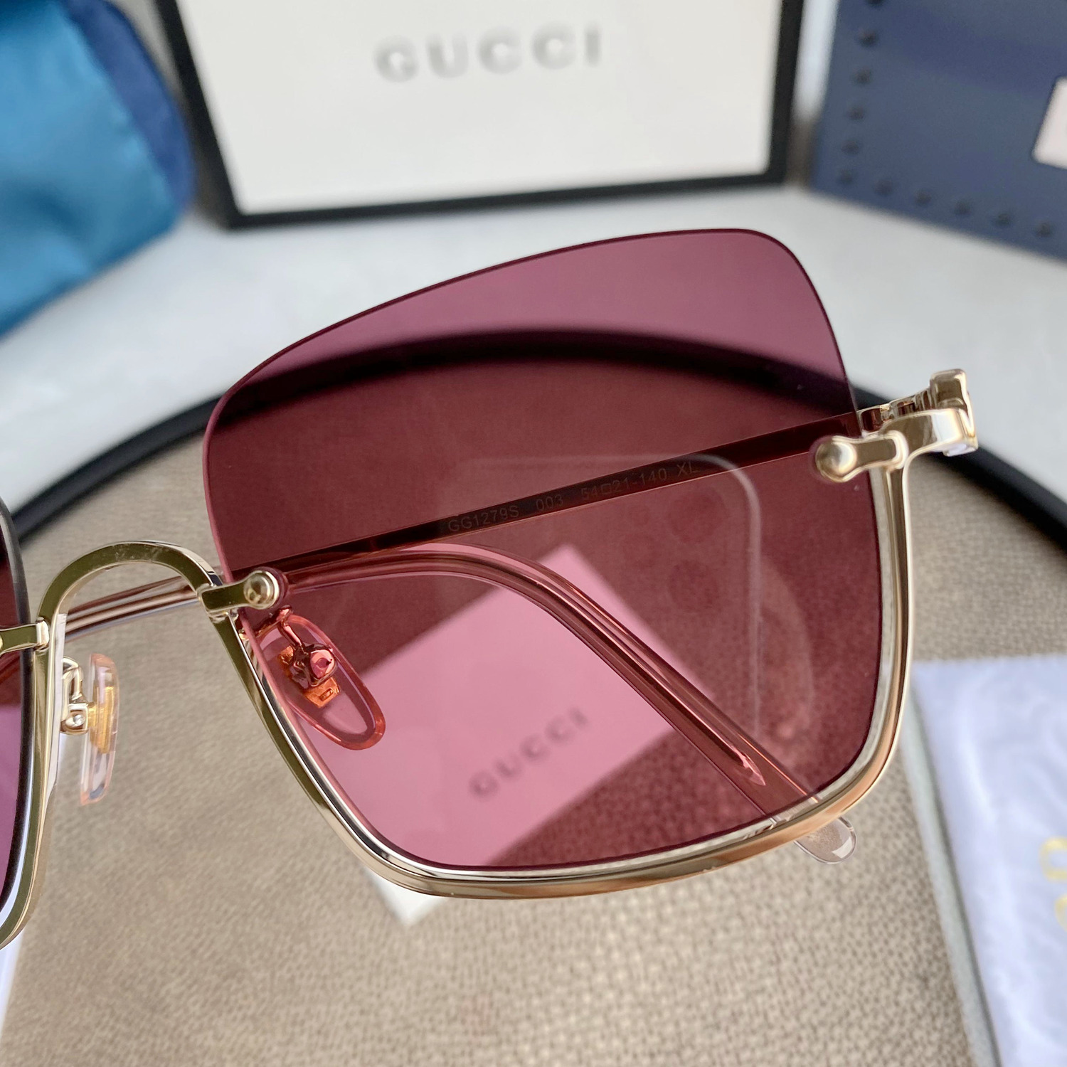 Gvc*1 EYEWEAR SUNGLASSES