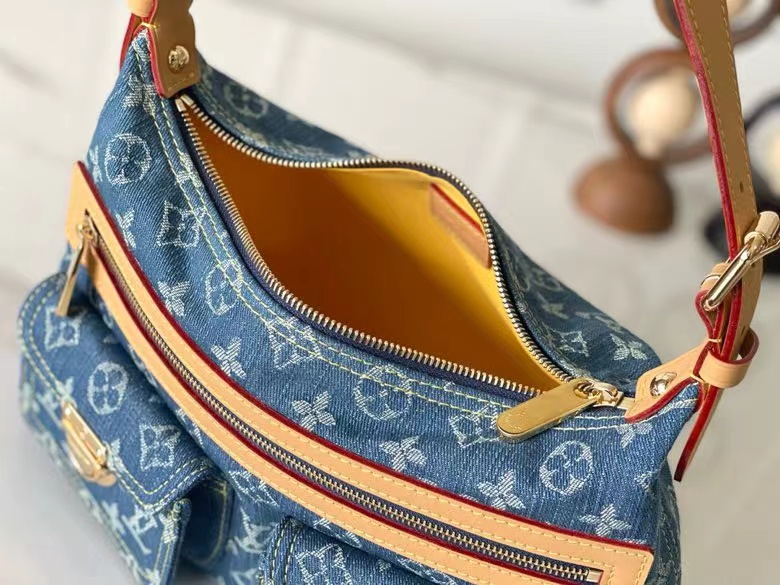 l0vis vvtt0n De*1m monogram De*1m baggy