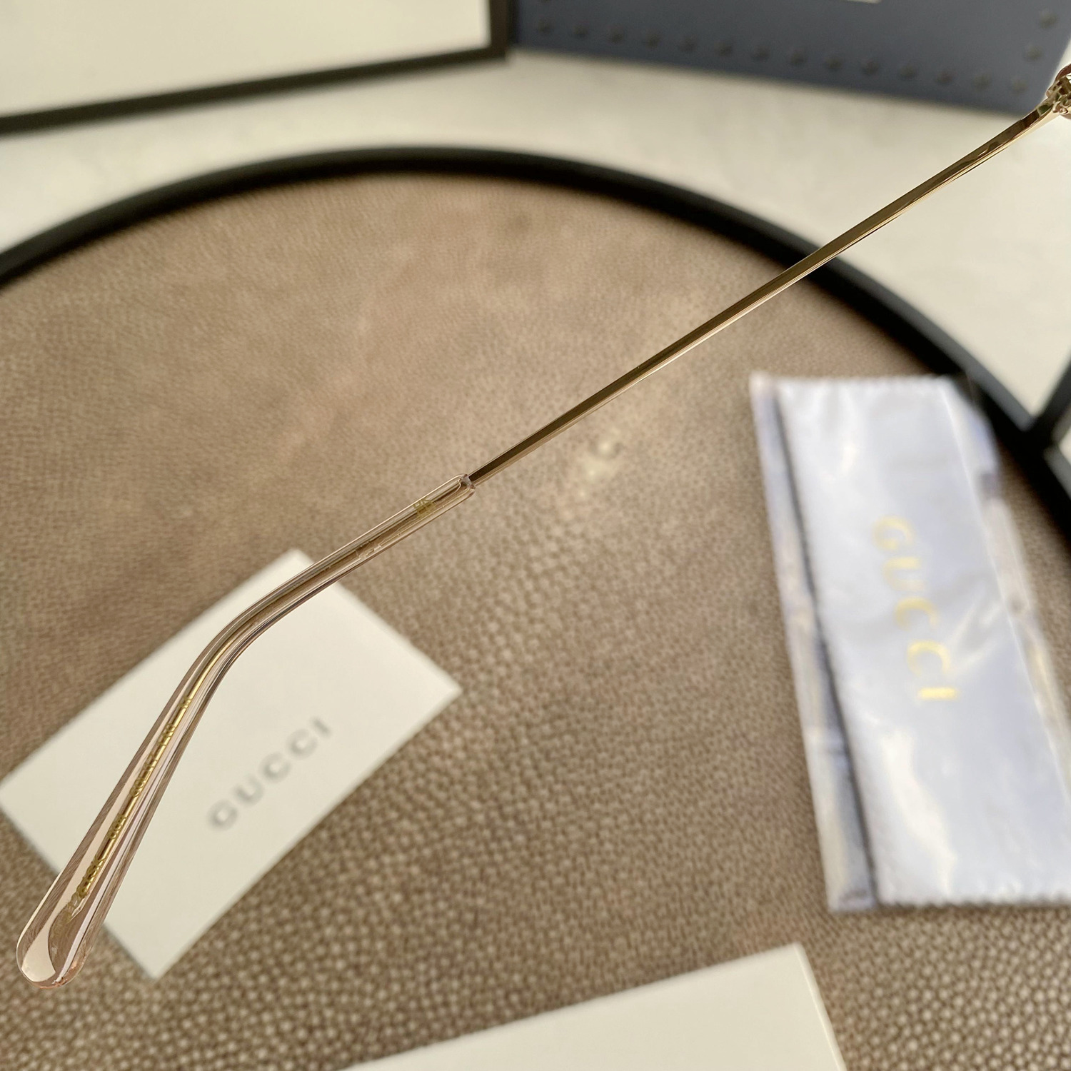 GG1336O Gold Oval Stainless Steel Frame