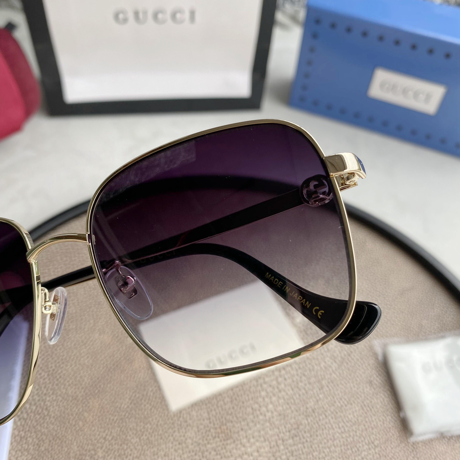 SQUARE-FRAME SUNGLASSES
