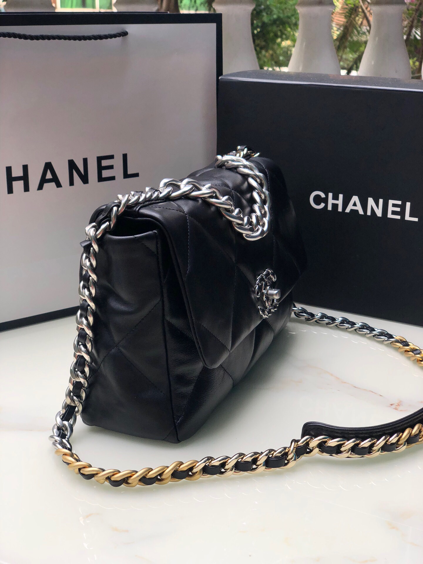 Ch**el 19 medium