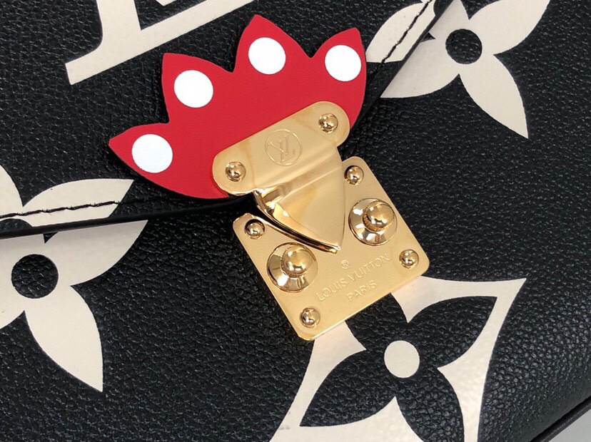LV CRAFTY POCHETTE MÉTIS