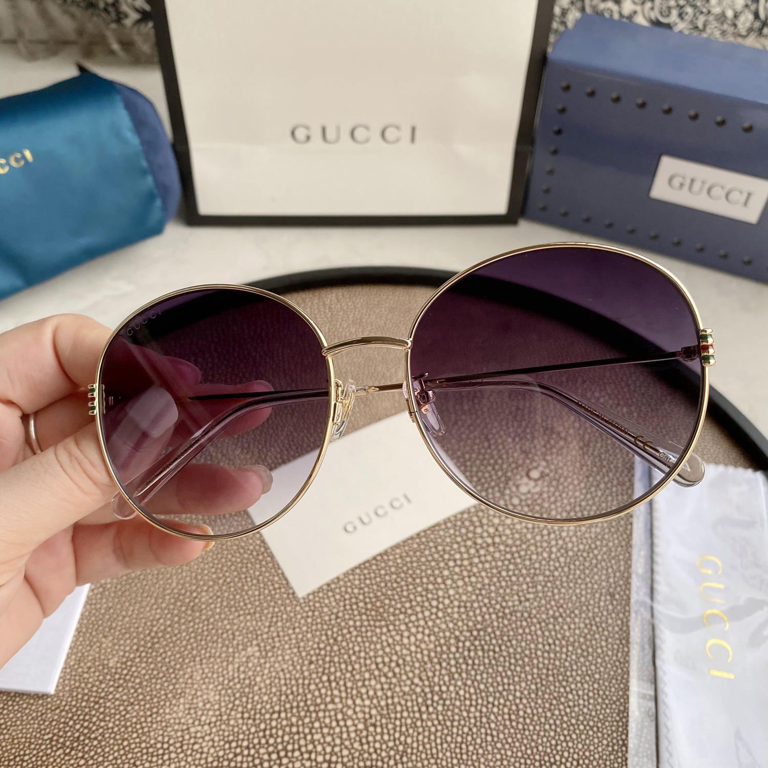 GG1336O Gold Oval Stainless Steel Frame