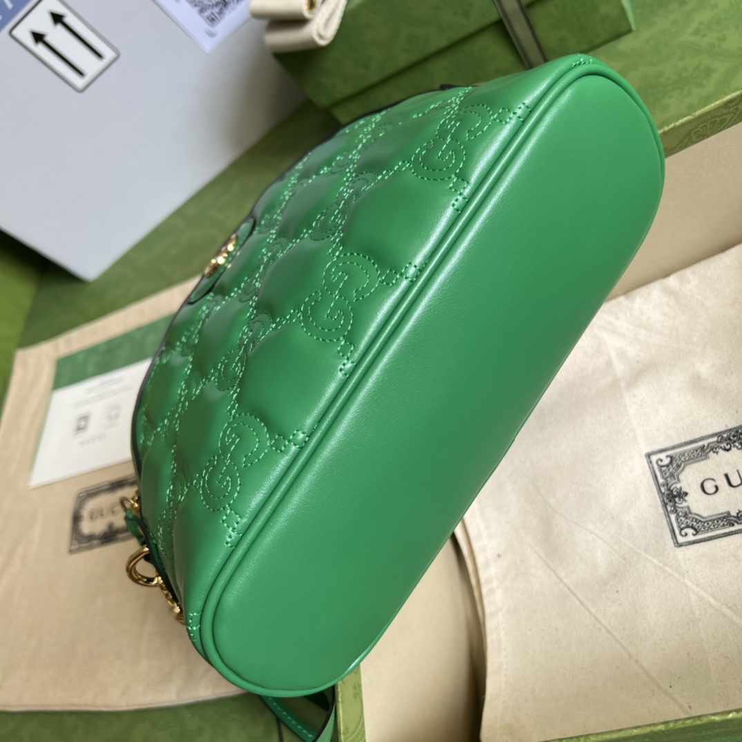 GG Matelassé leather small bag