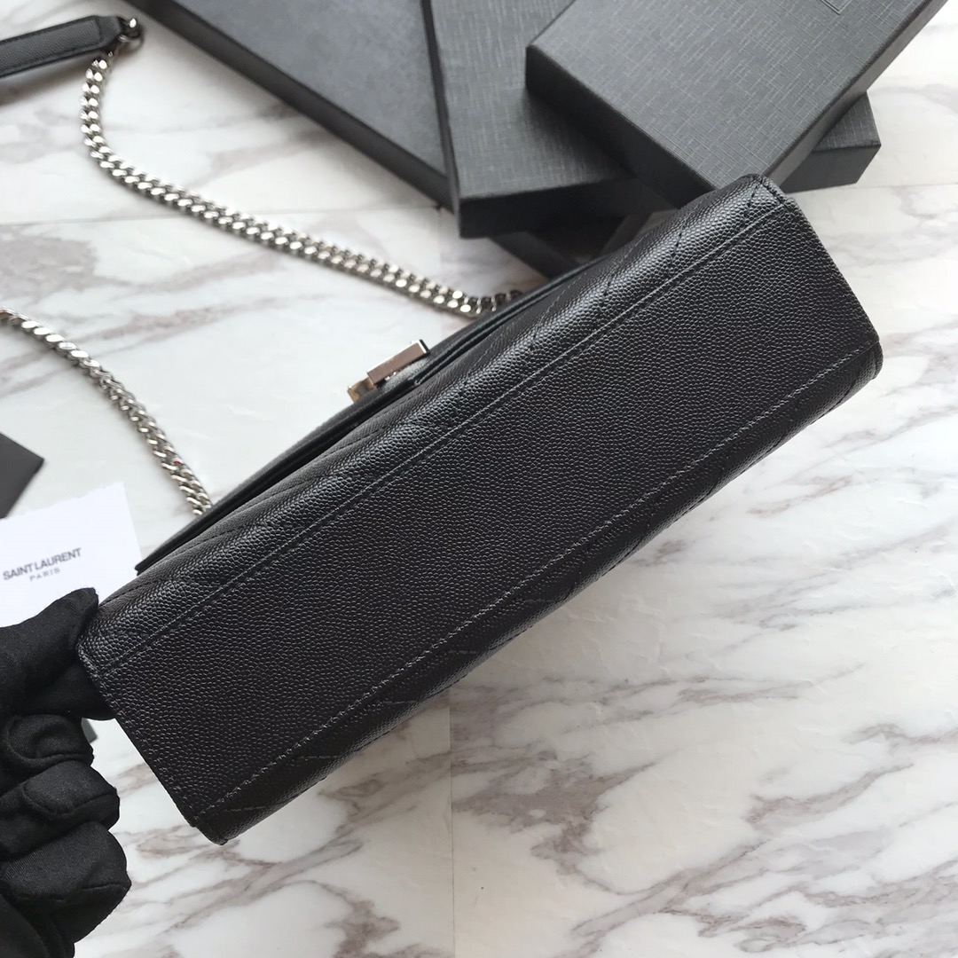 Y51 Shoulder bag