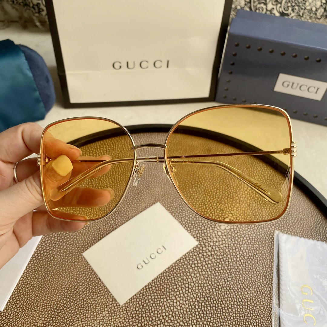 Women’s Metal Sunglasses
