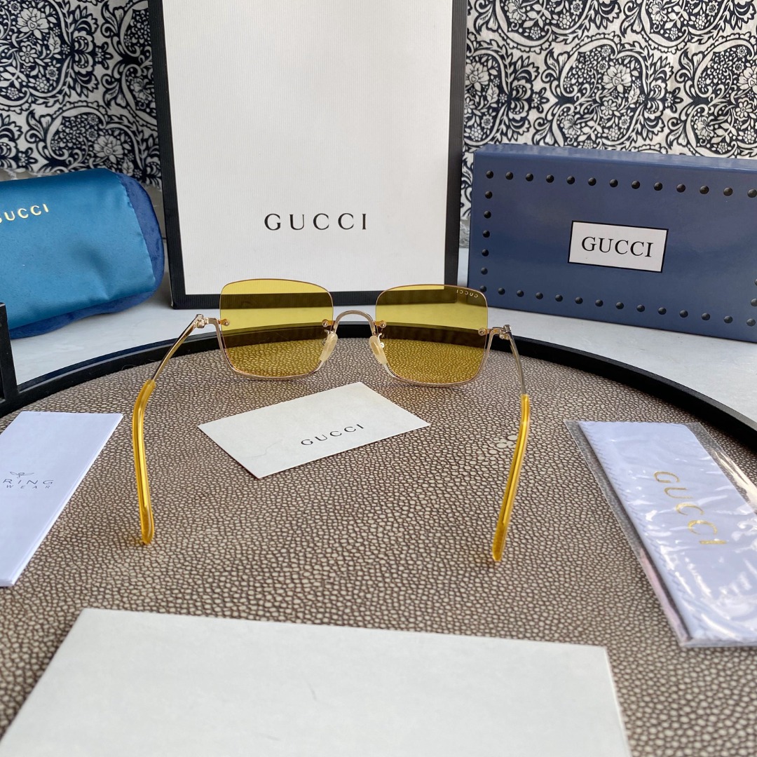 Gvc*1 EYEWEAR SUNGLASSES