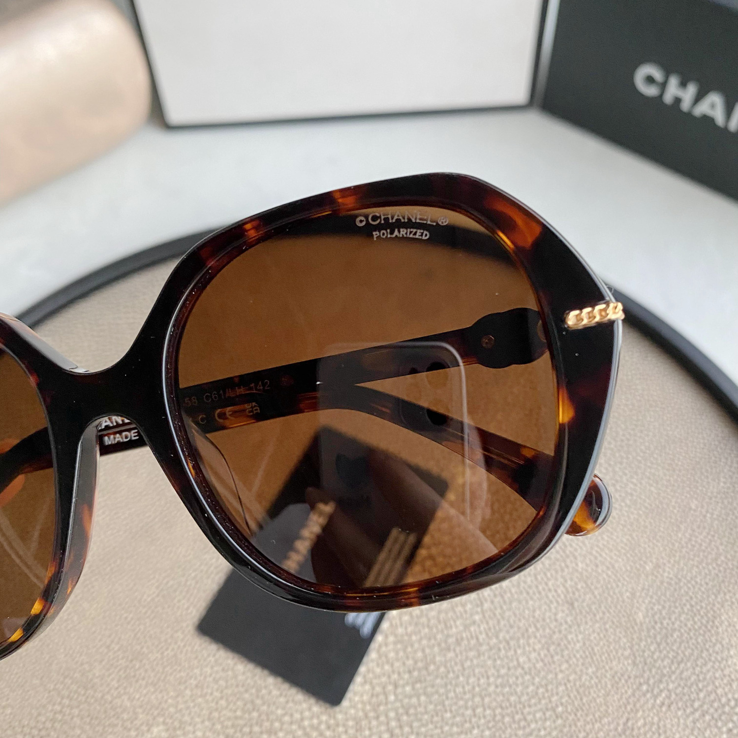 Round Sunglasses