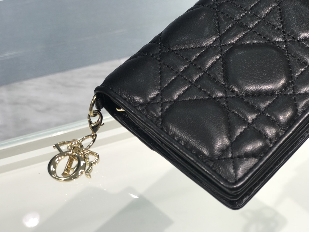 D10r Cannage Wallet