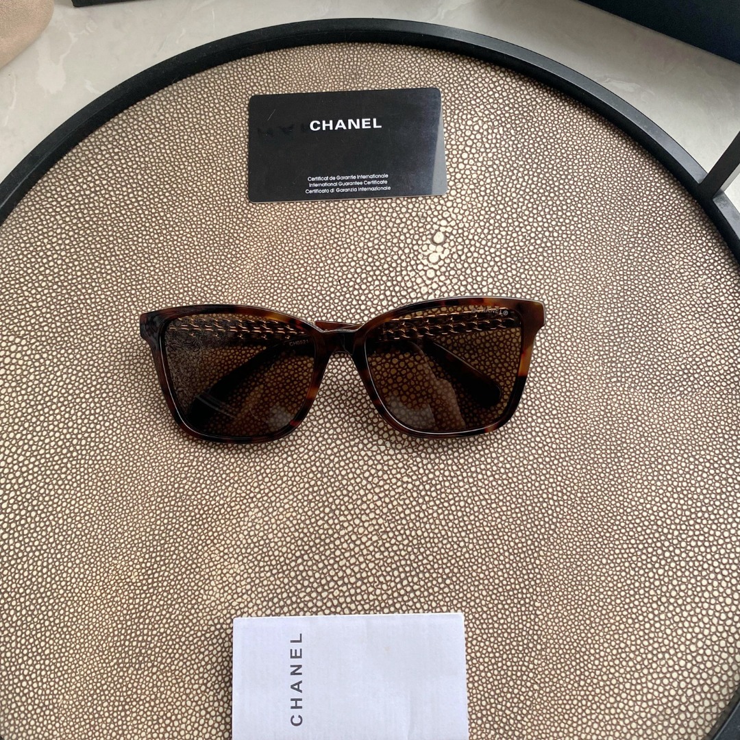 Ch**el Sunglasses