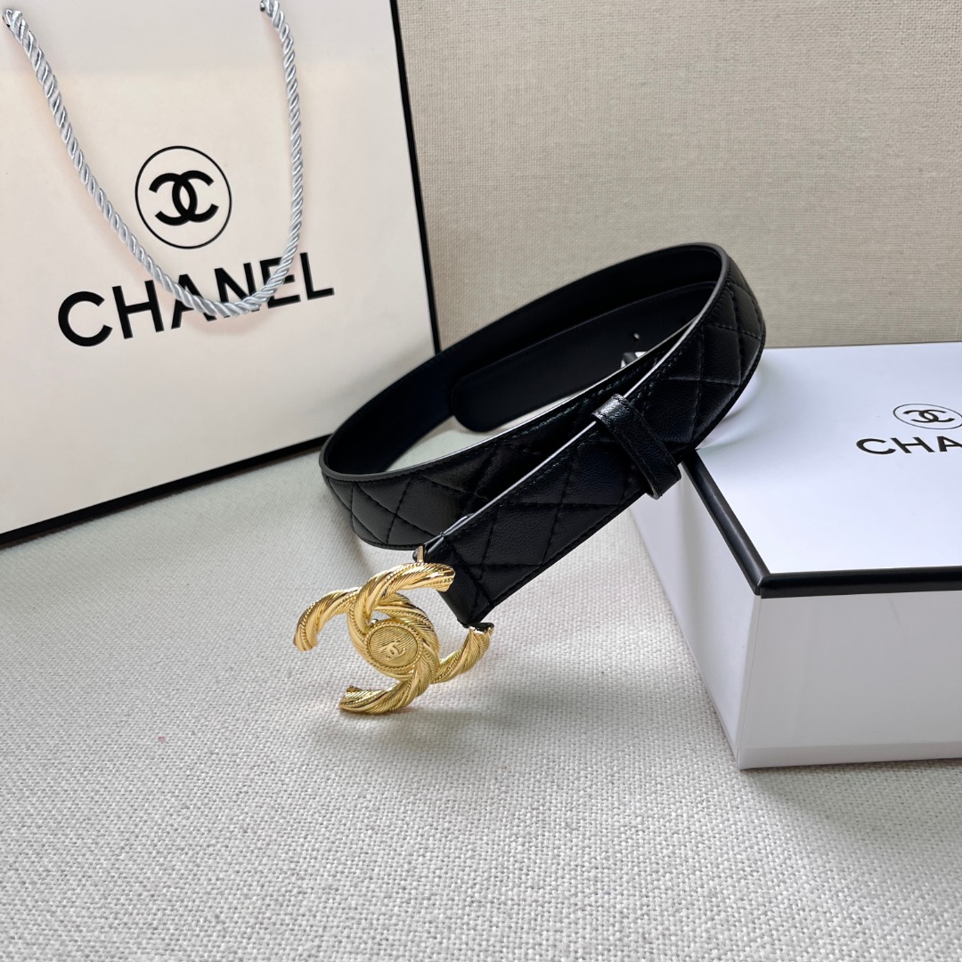 Ch**el Gold Chain & Black Quilted Leather CC Belt