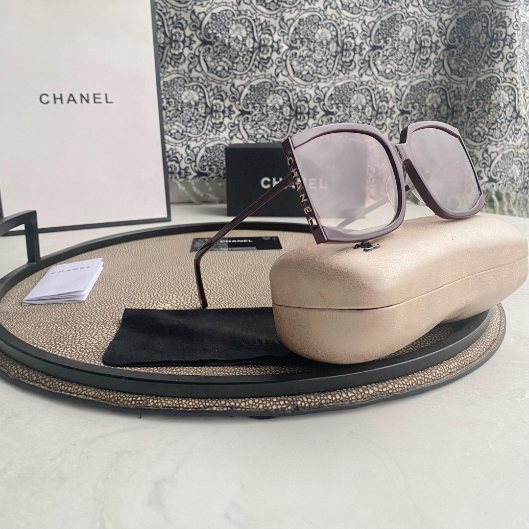 Square Sunglasses
