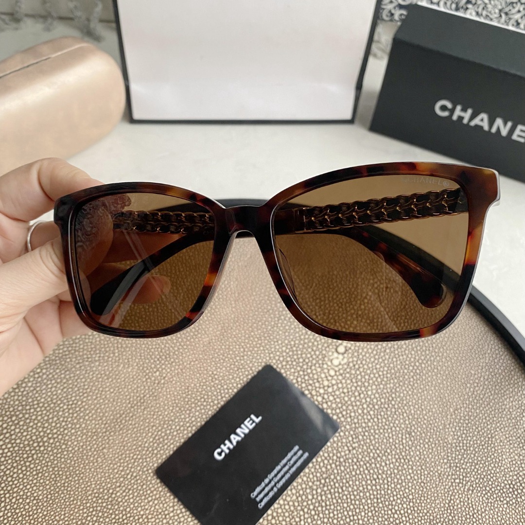 Ch**el Sunglasses