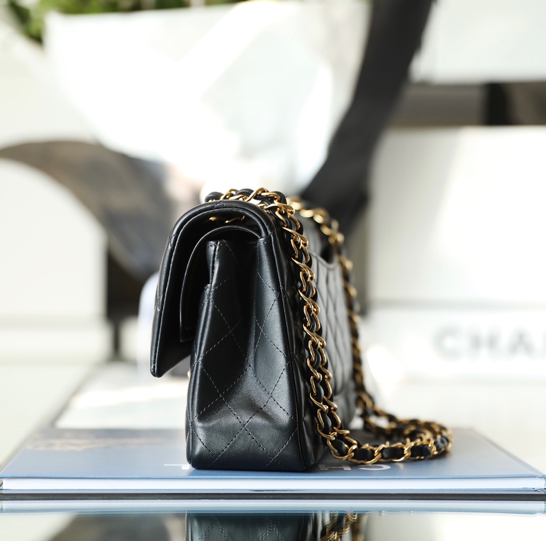 1:1 Top AAA Grade Ch**el Classic Flap Bag Medium