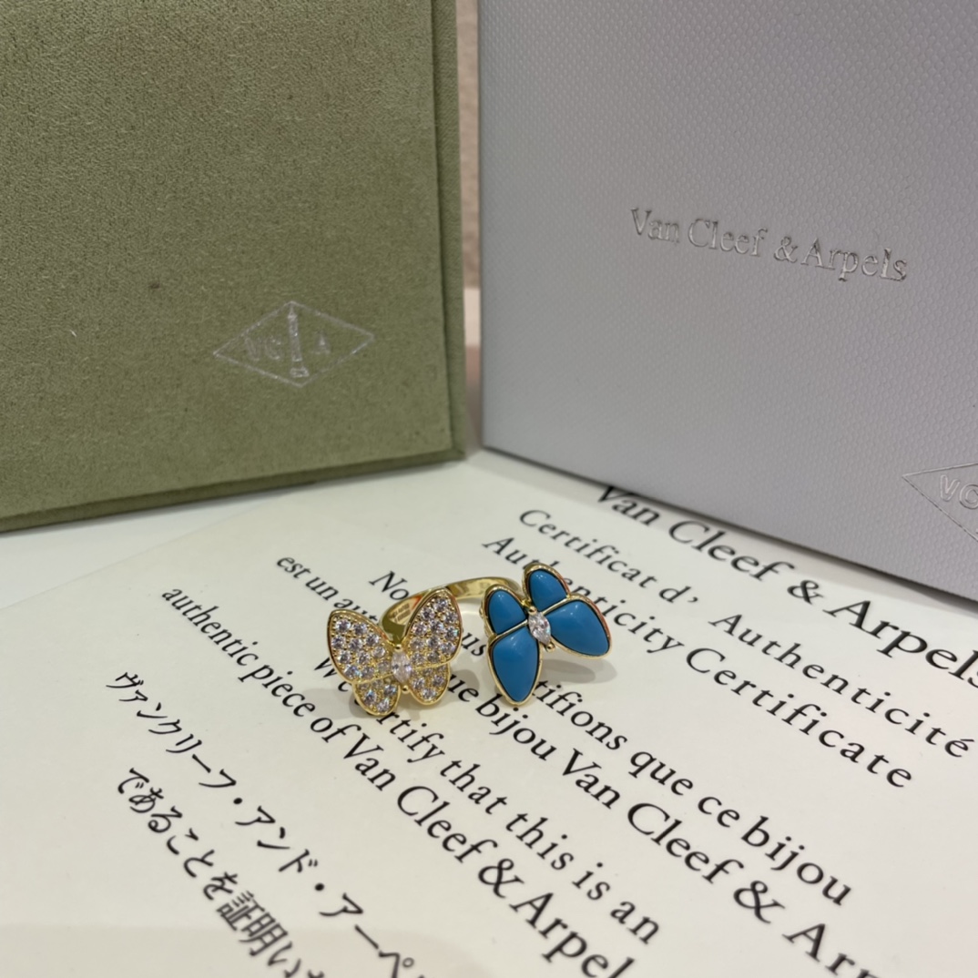 V*n Cl**f & Arpels Two Butterfly Ring