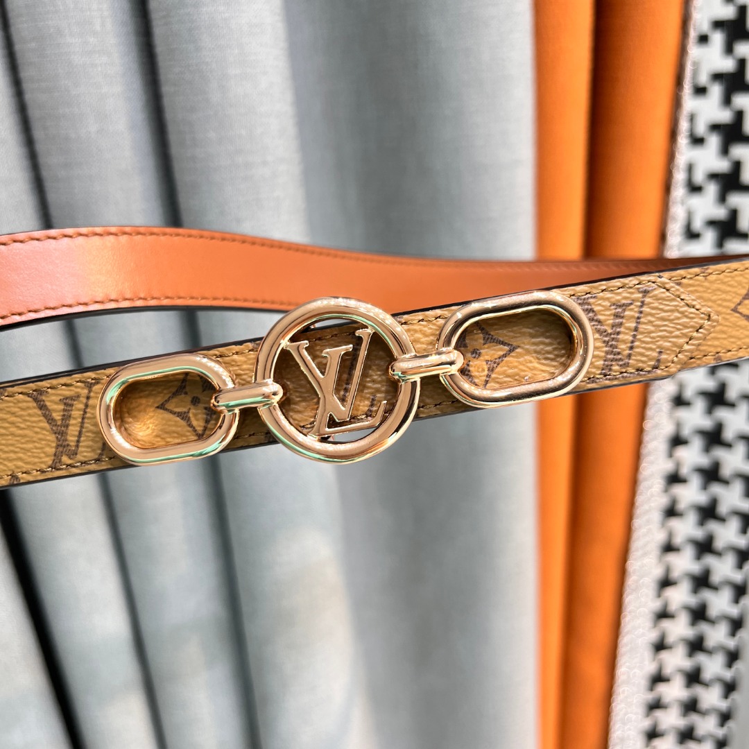 LV D1am0nd Plug Outlet
