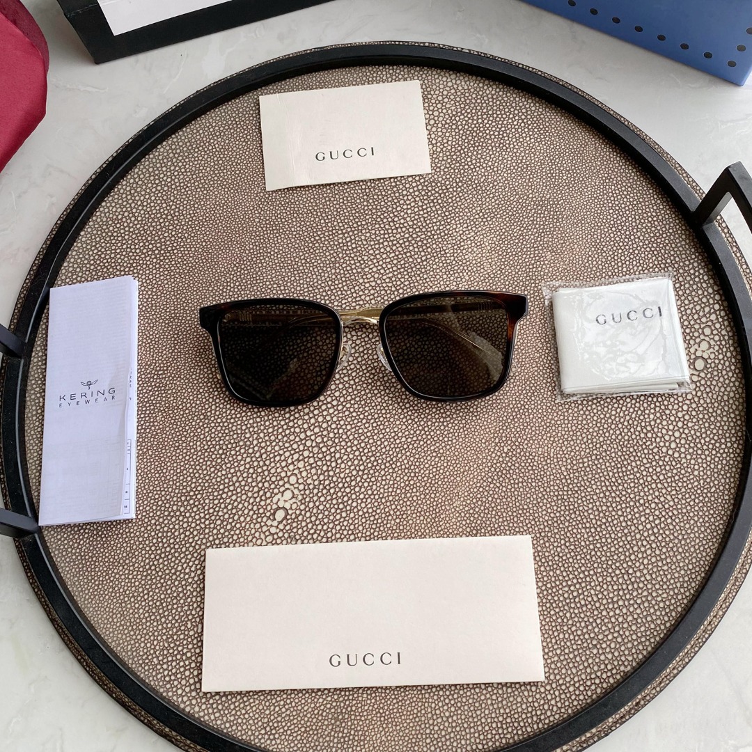 Gvc*1 Eyewear square tinted sunglasses