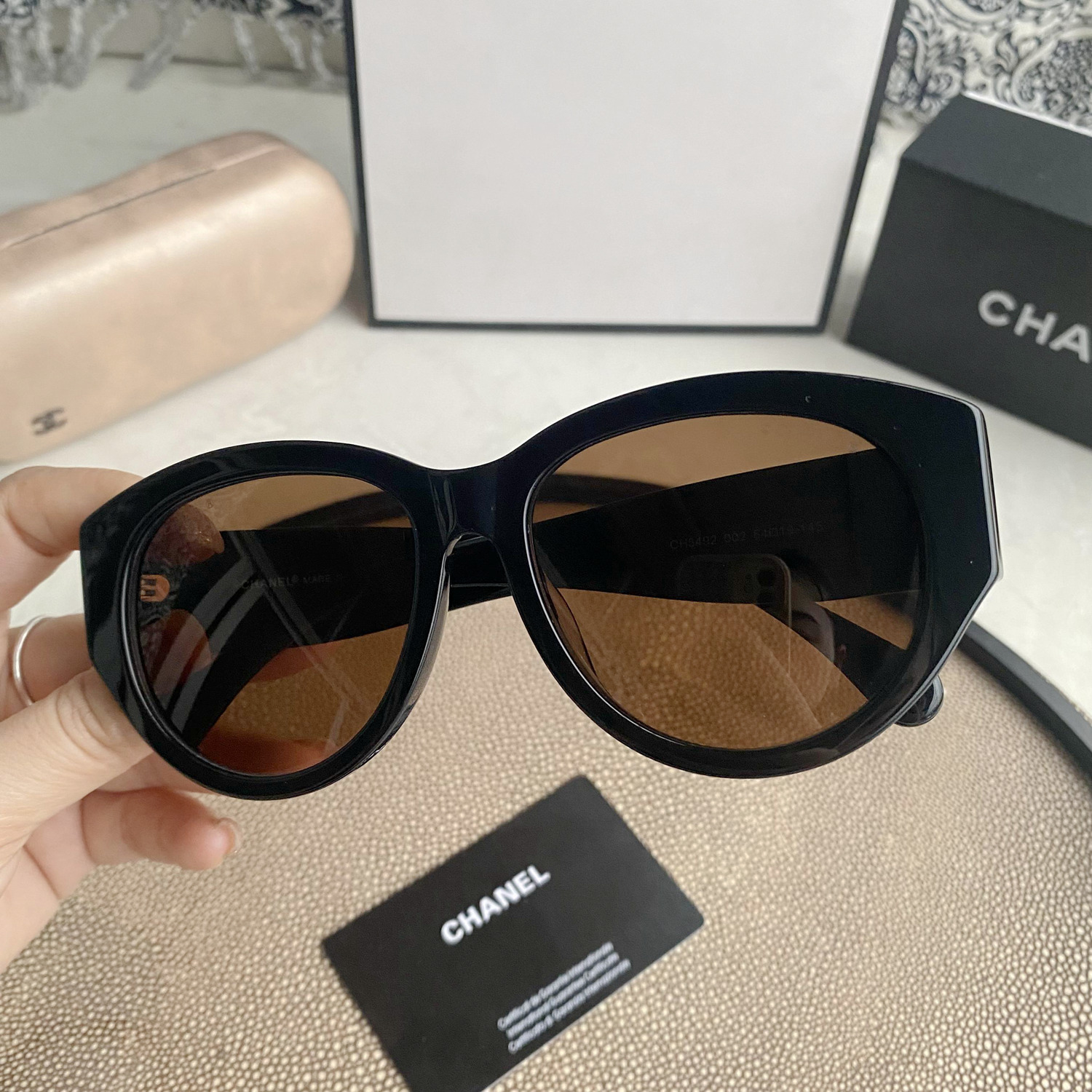 Vintage Ch**el sunglasses
