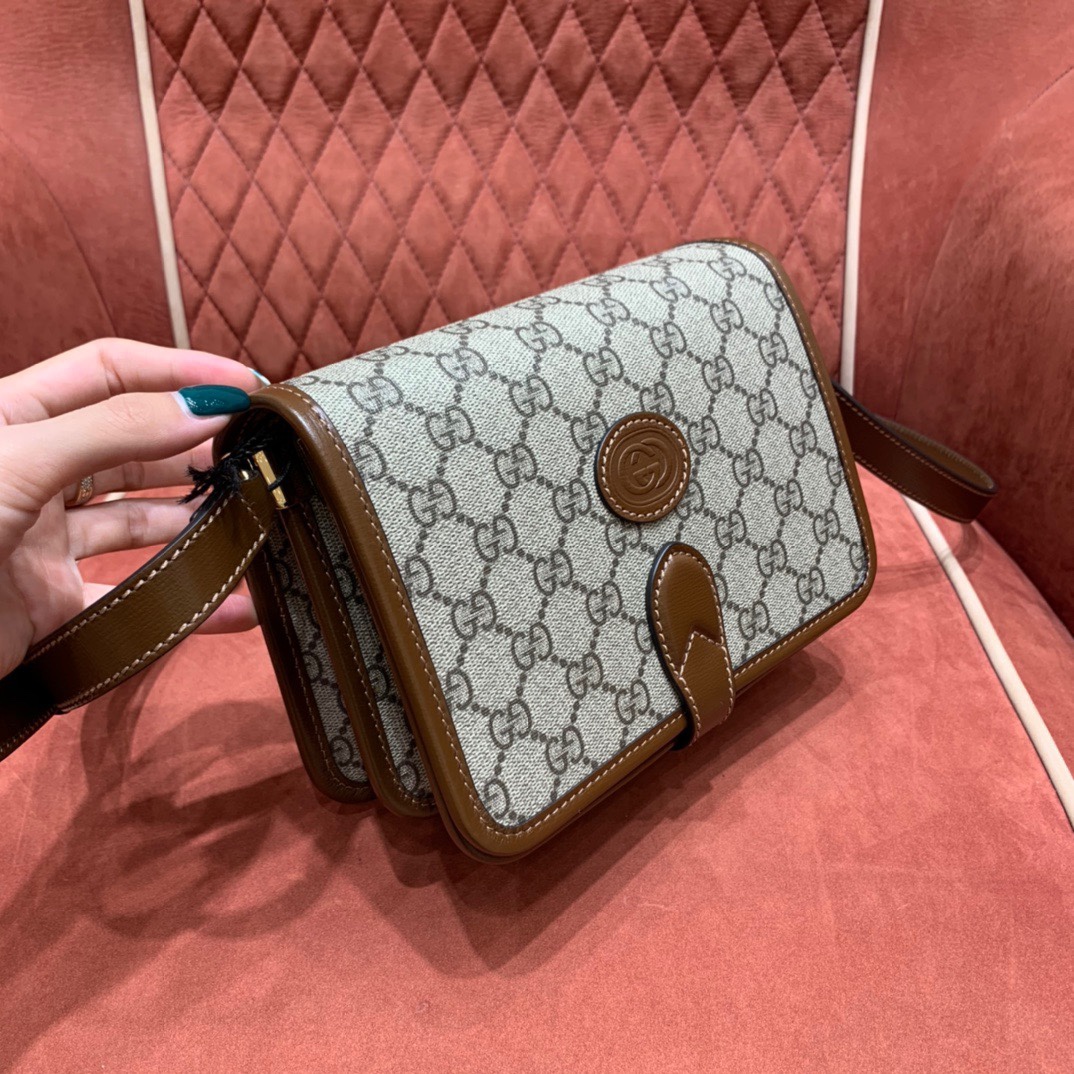 Gv*c1 Retro bag