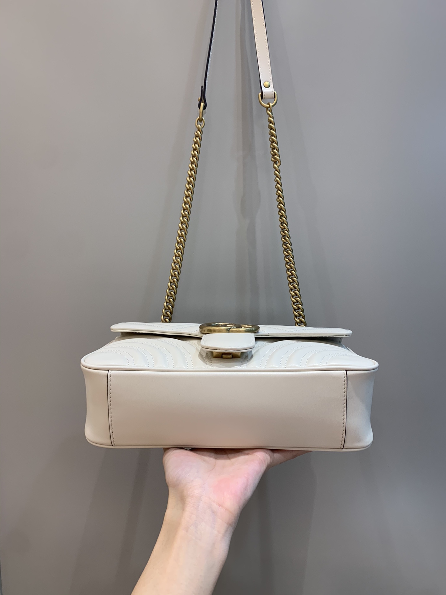 Classic flap bag