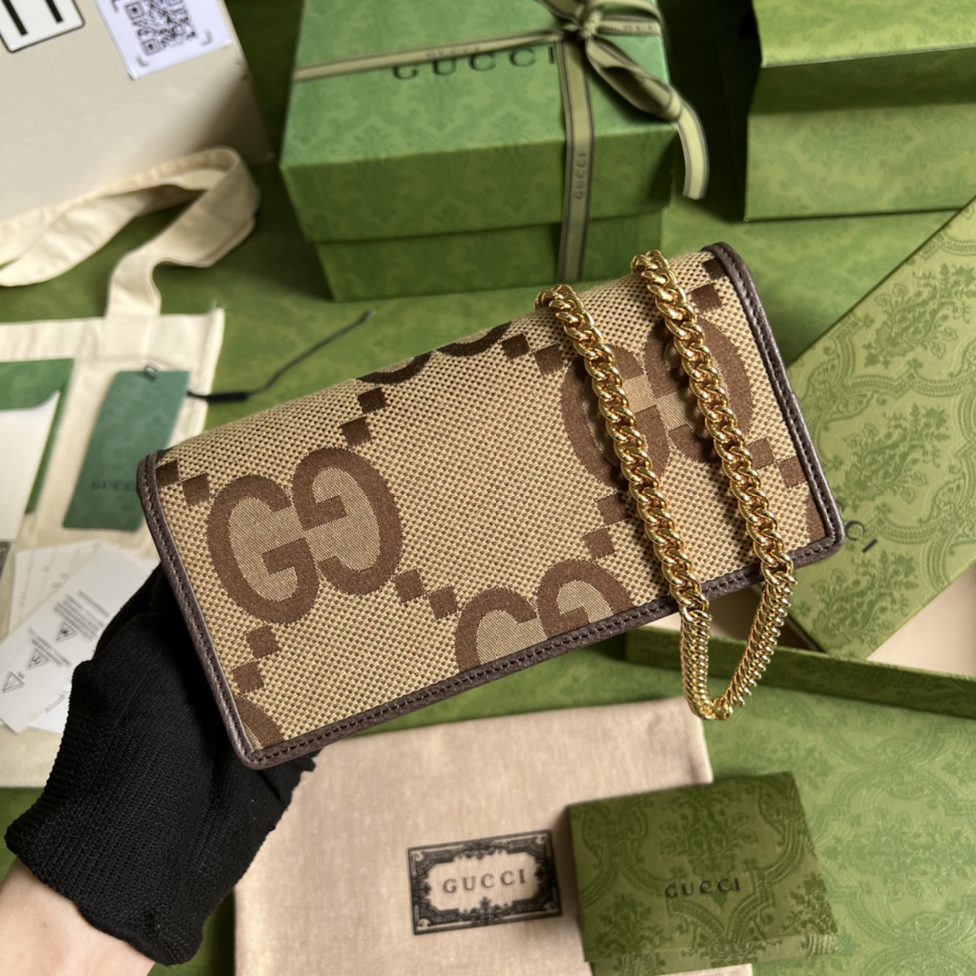 Gvc*1 Horsebit 1955 wallet with chain