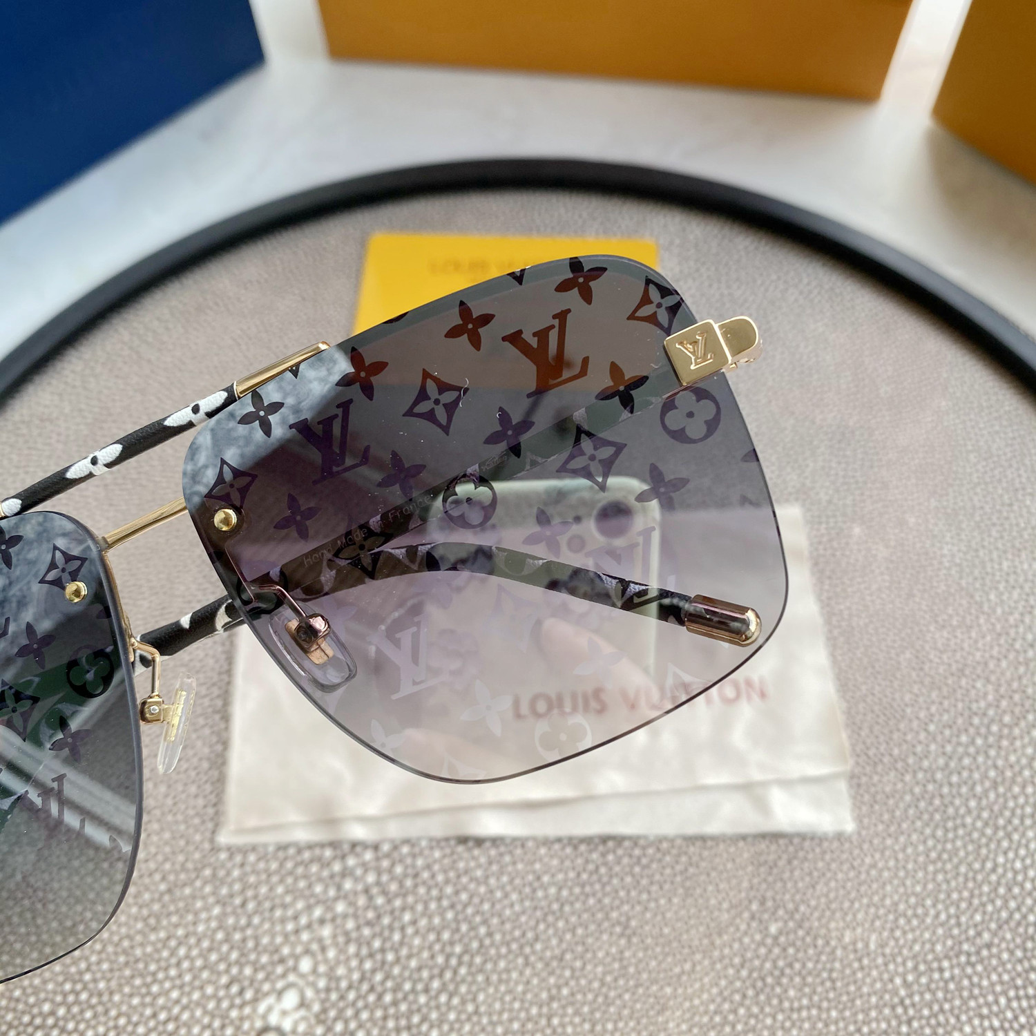 Sa1nt Lau*nt EYEWEAR