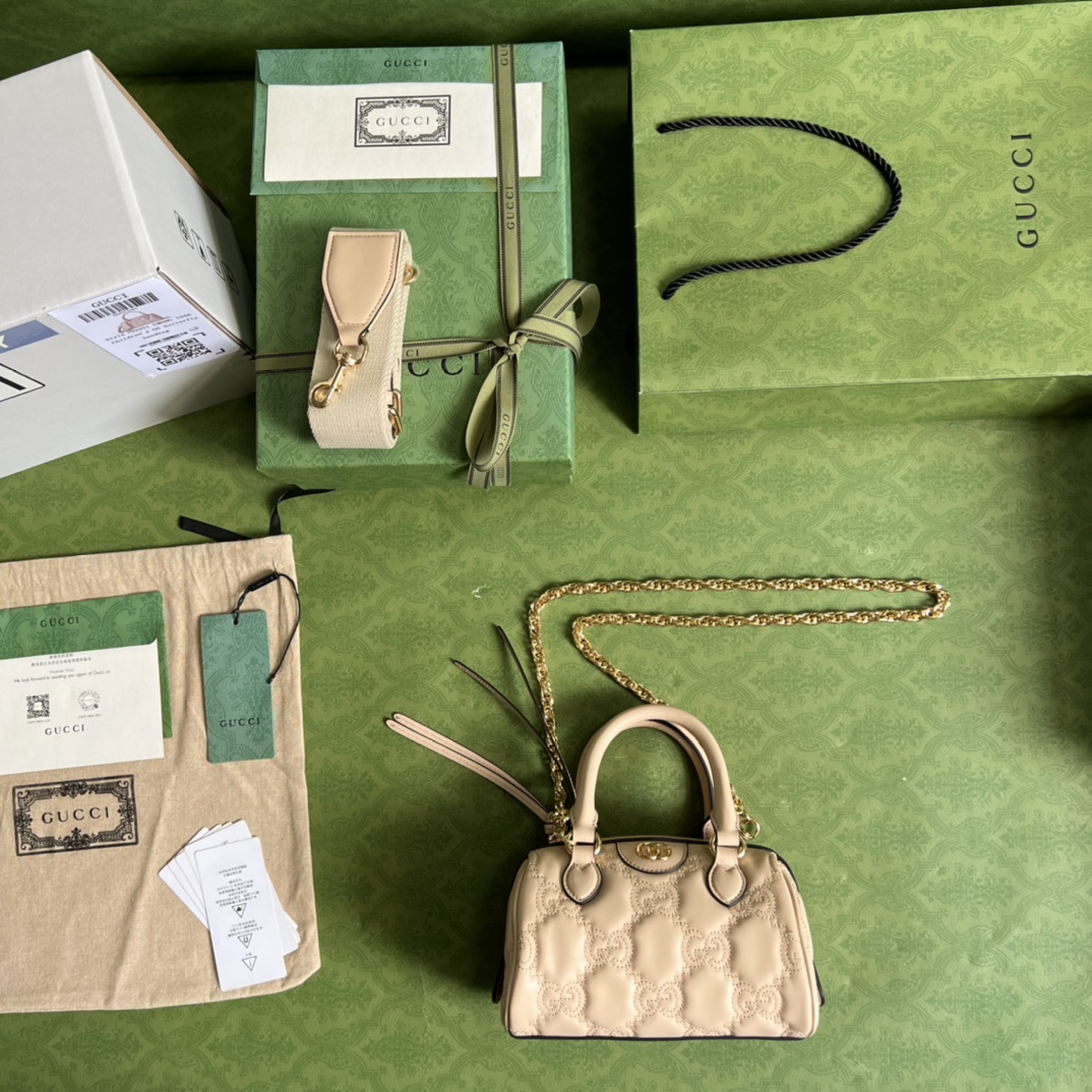GG Matelassé leather mini bag