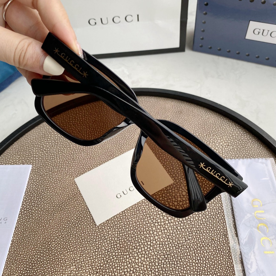 Gvc*1 acetate sunglasses with logo