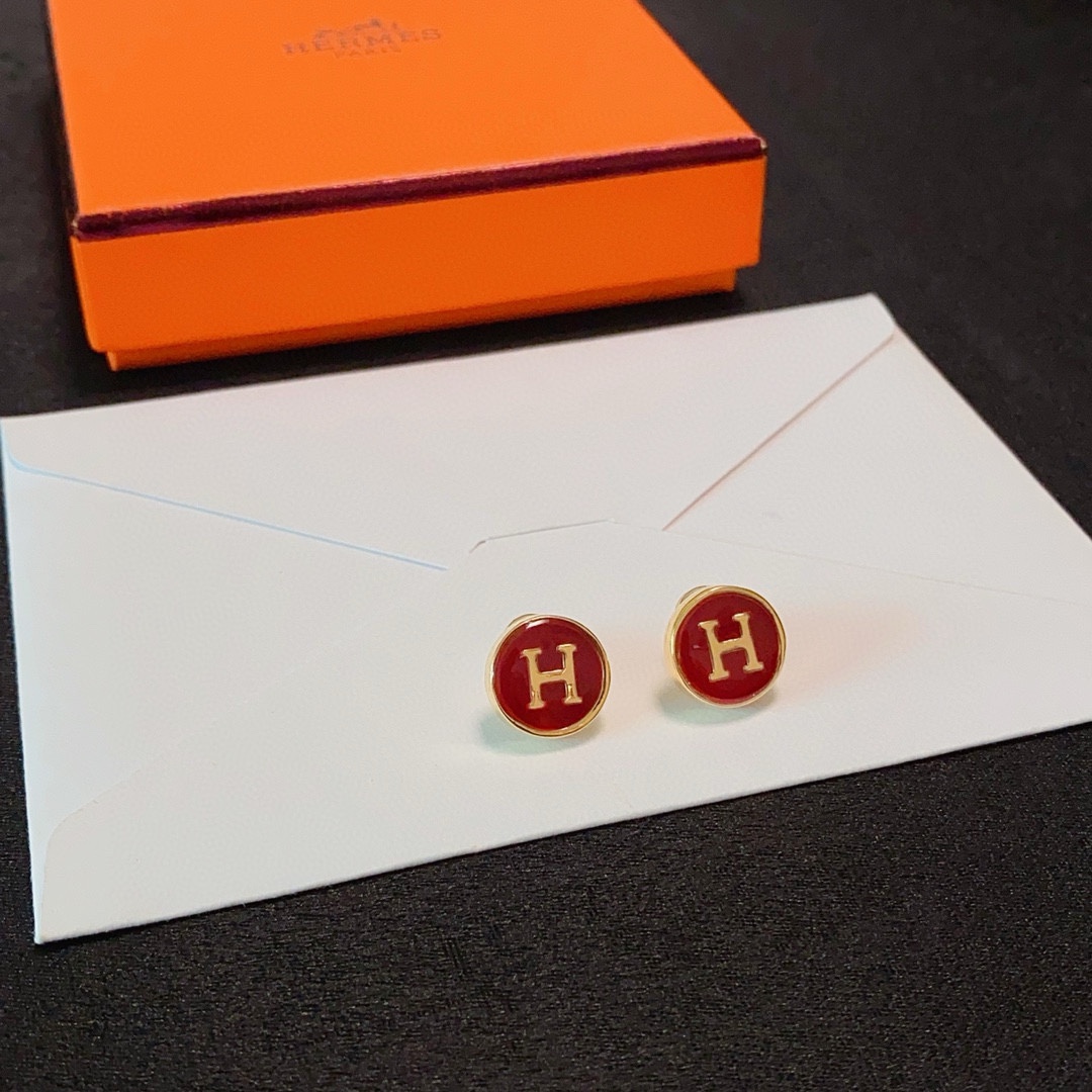 H**me5 H Letter Earrings
