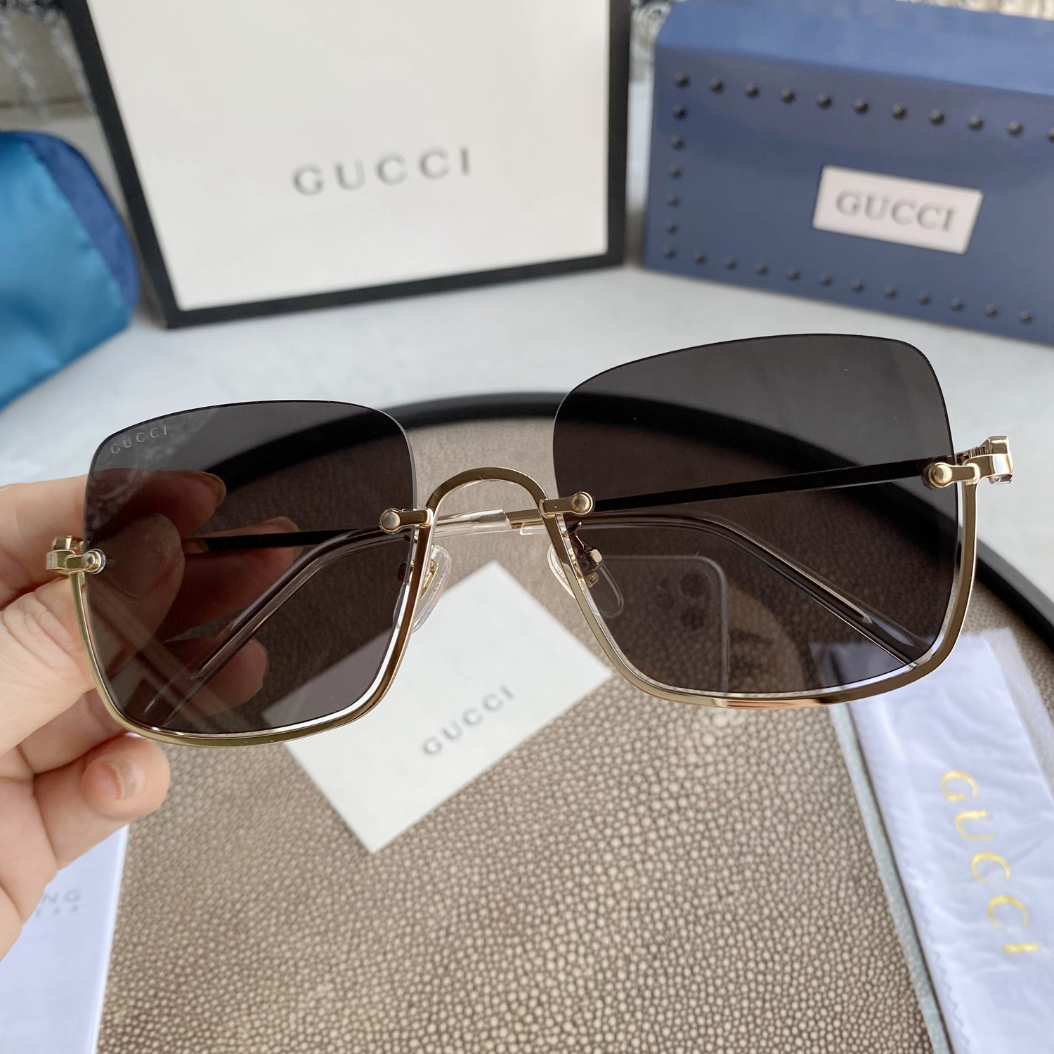 Gvc*1 EYEWEAR SUNGLASSES