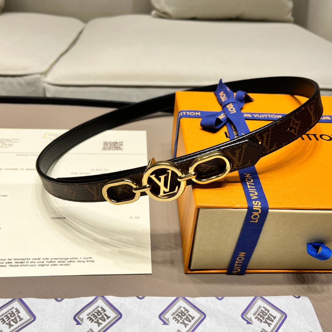 LV D1am0nd Plug Outlet