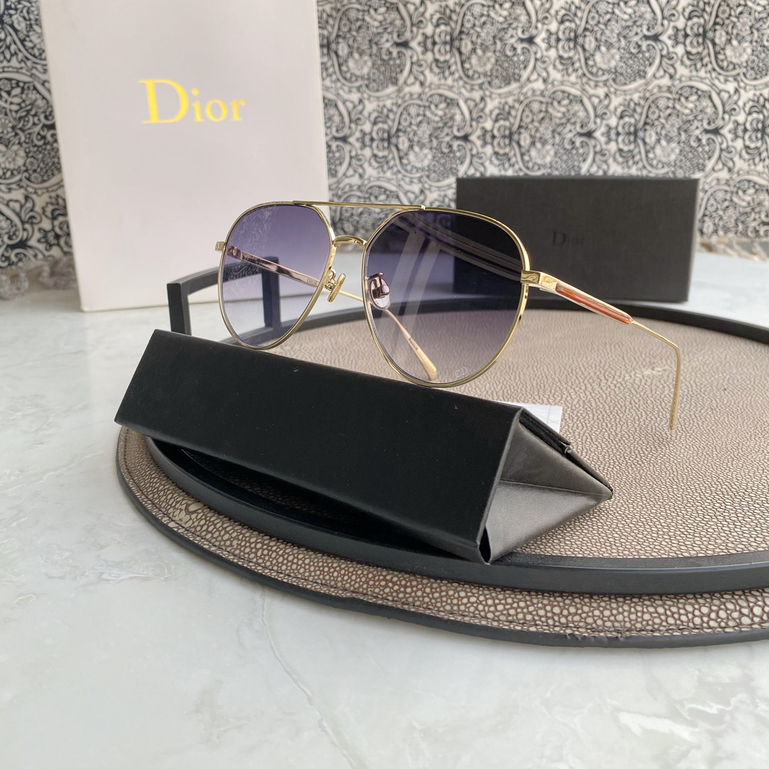 D10r Sunglasses