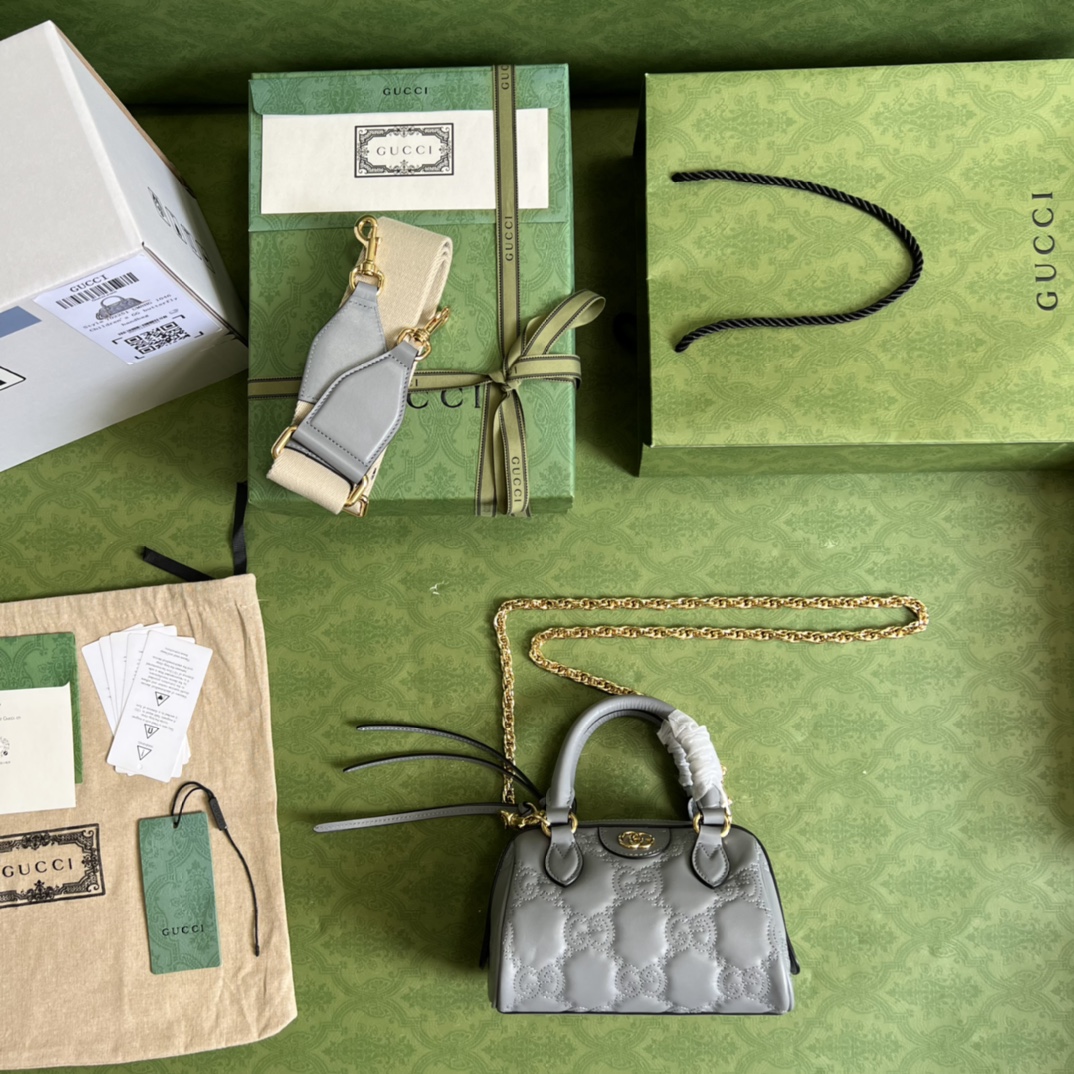 GG Matelassé leather mini bag