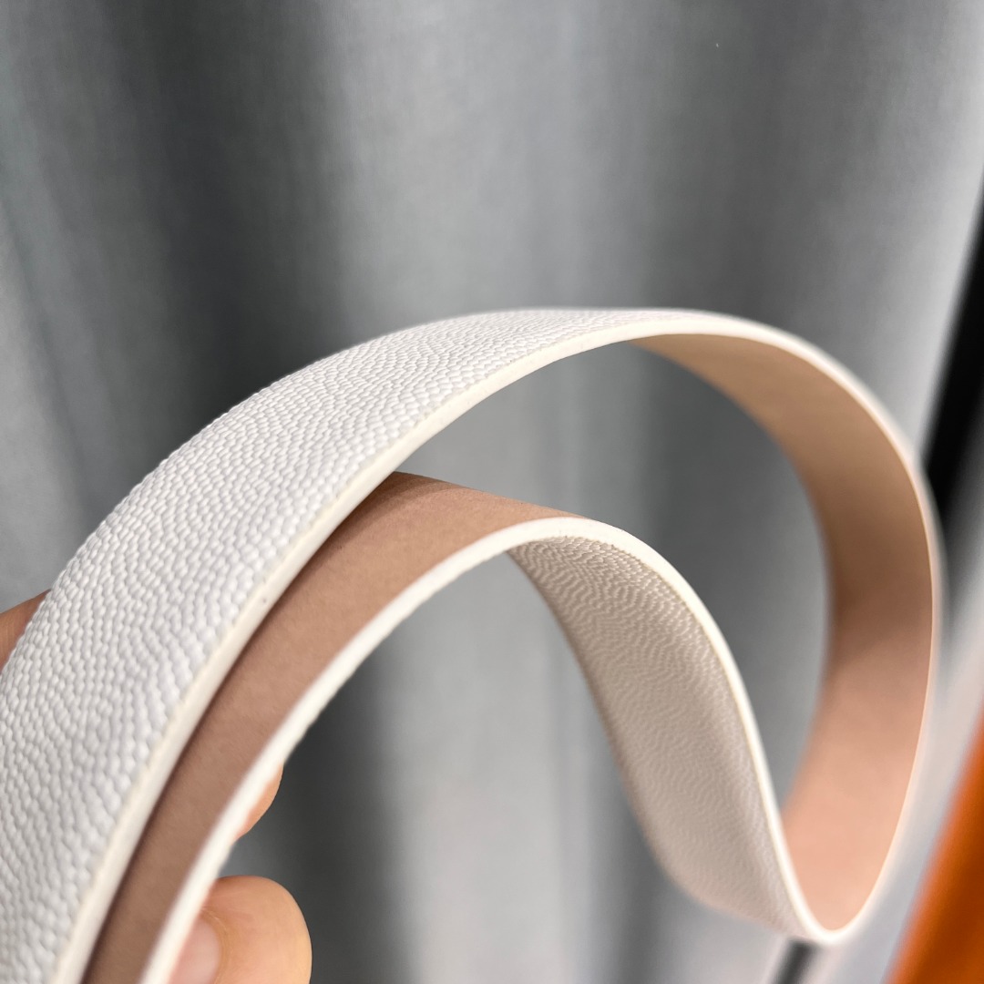 Ch**el C logo belt