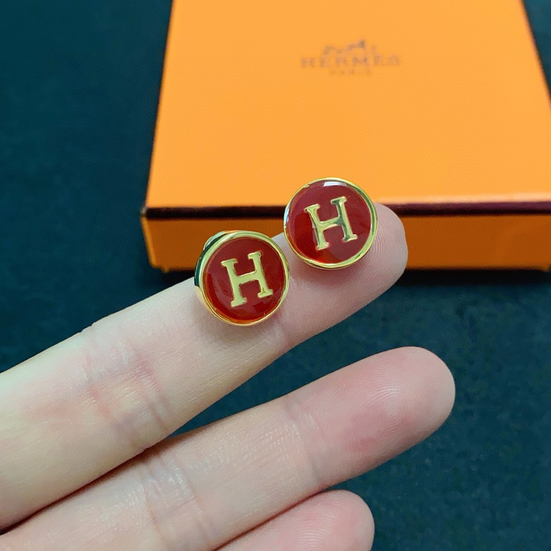 H**me5 H Letter Earrings
