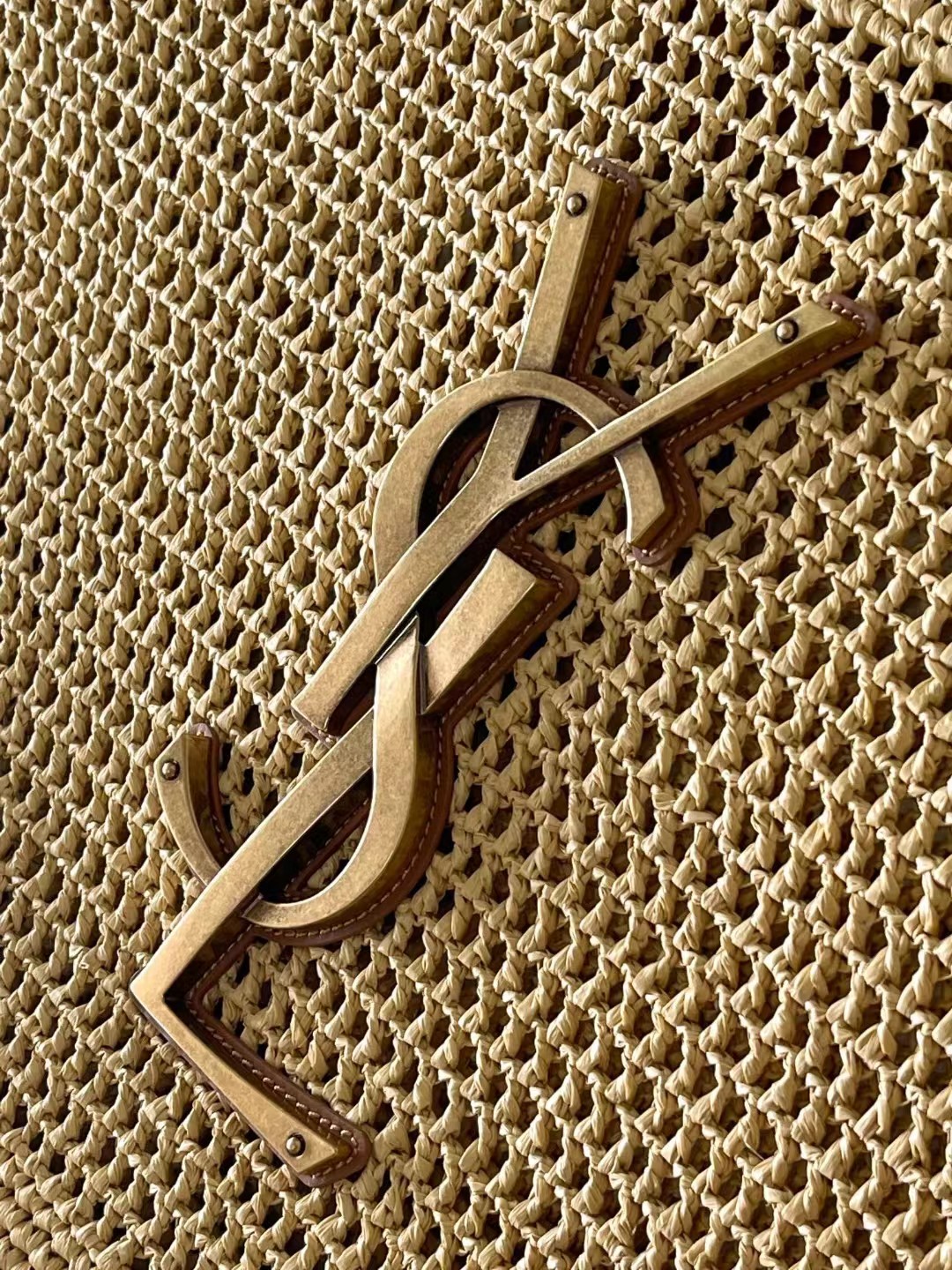 ICARE IN RAFFIA